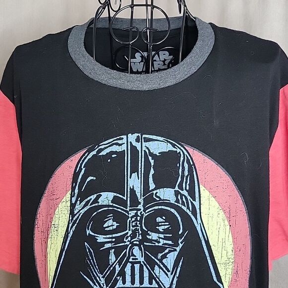 STAR WARS Graphic Shirt Large - Picture 2 of 6